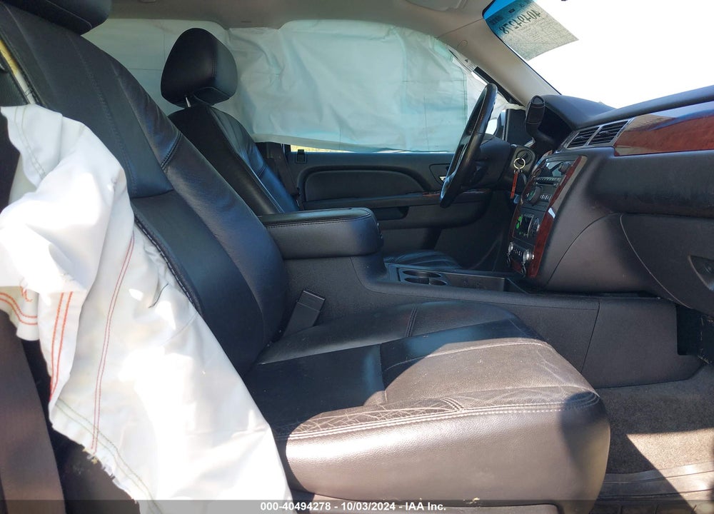 2012 CHEVROLET SUBURBAN 1500 LT VIN: 1GNSCJE09CR168600