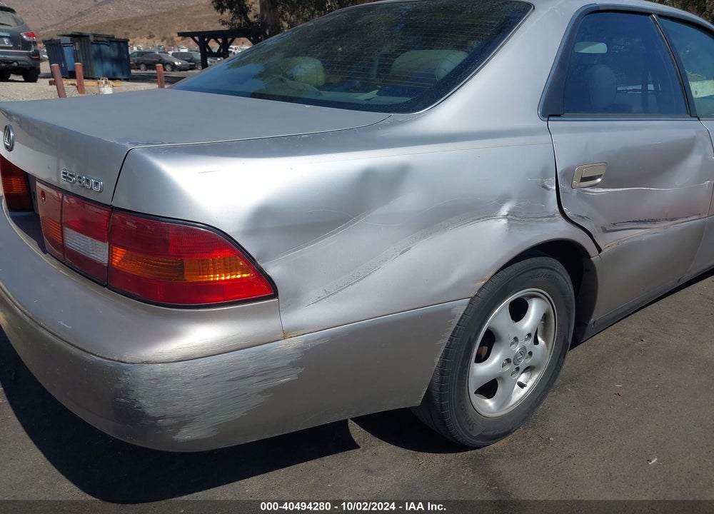 1997 LEXUS ES 300 VIN: JT8BF22G1V0009308