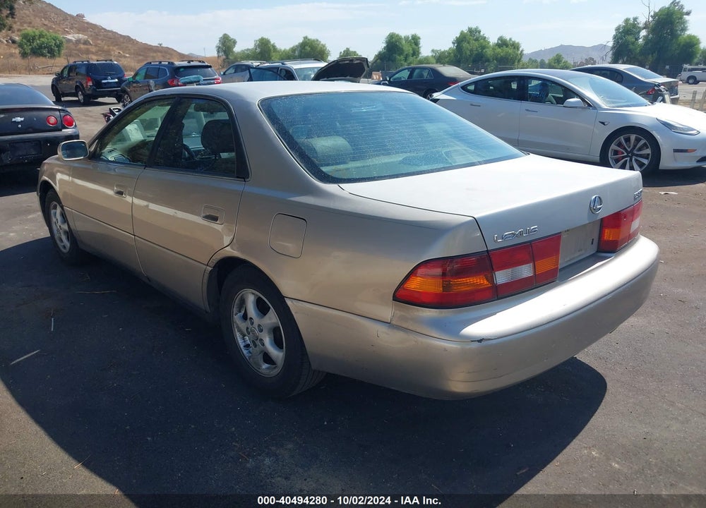 1997 LEXUS ES 300 VIN: JT8BF22G1V0009308