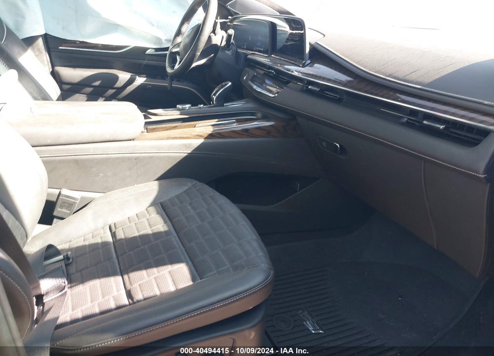2023 CADILLAC ESCALADE ESV 4WD SPORT PLATINUM VIN: 1GYS4RKL4PR534370