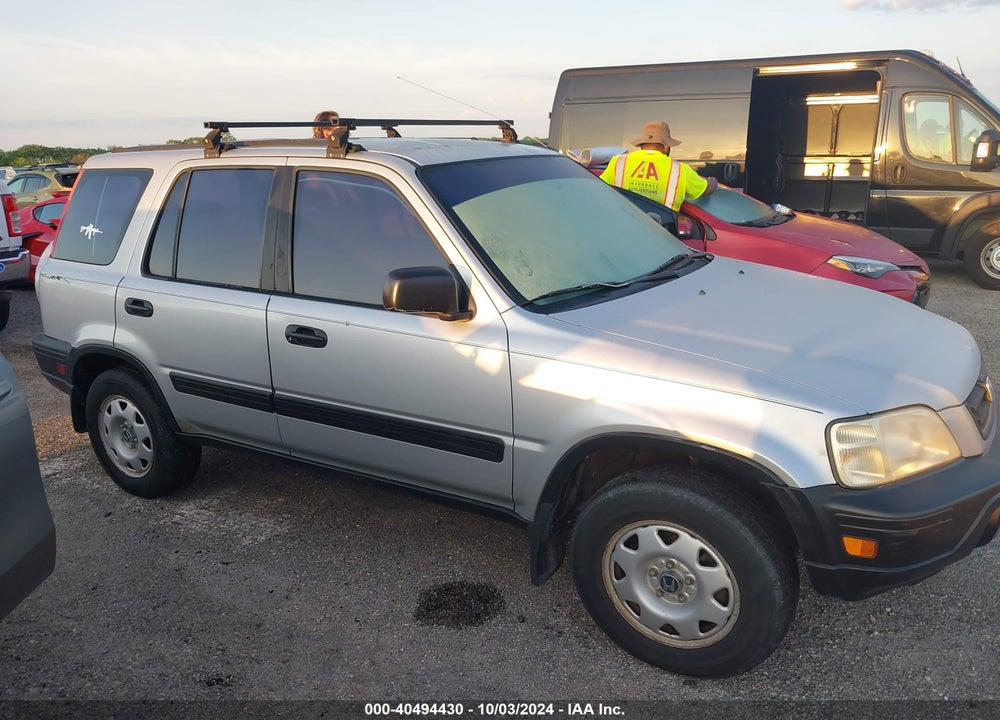 2000 HONDA CR-V LX VIN: JHLRD2846YC000709