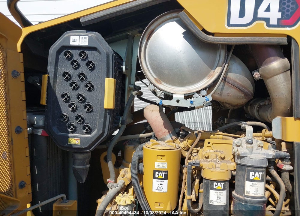 2023 CATERPILLAR D4 LGP VIN: CAT000D4VRLT00702