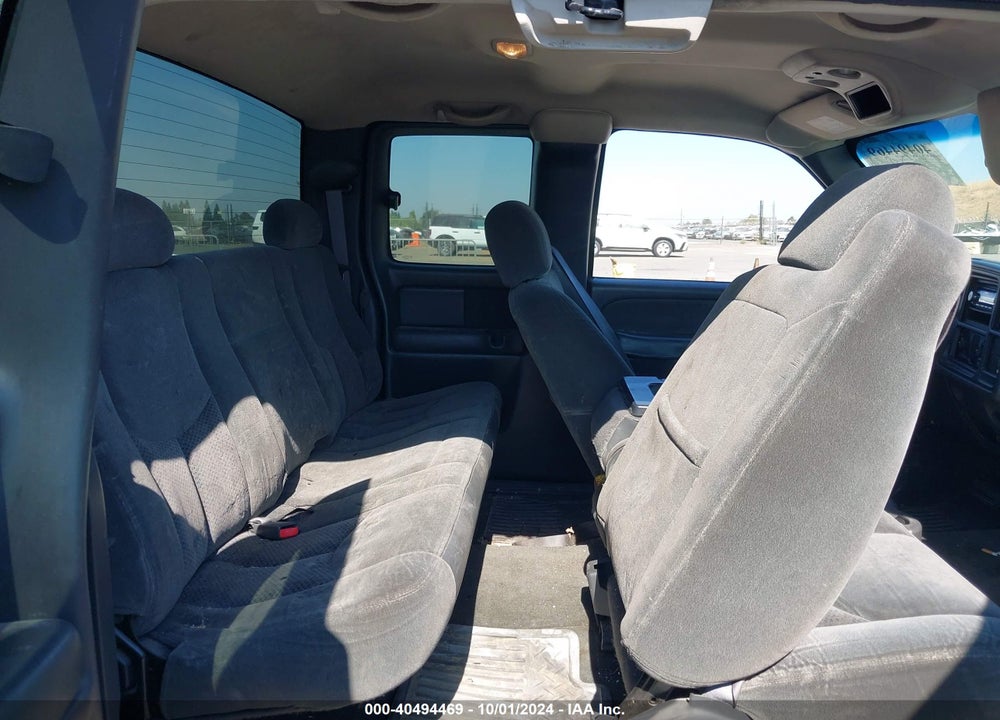 2003 CHEVROLET SILVERADO 1500 LS VIN: 1GCEK19VX3E202257