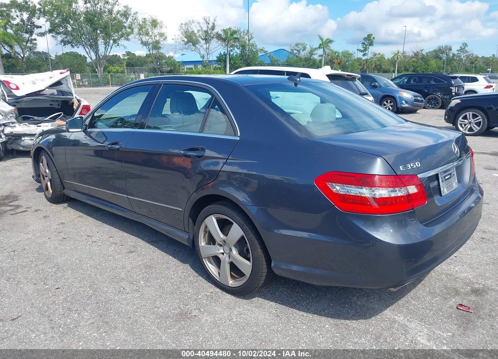 2010 MERCEDES-BENZ E 350 4MATIC VIN: WDDHF8HB1AA226085