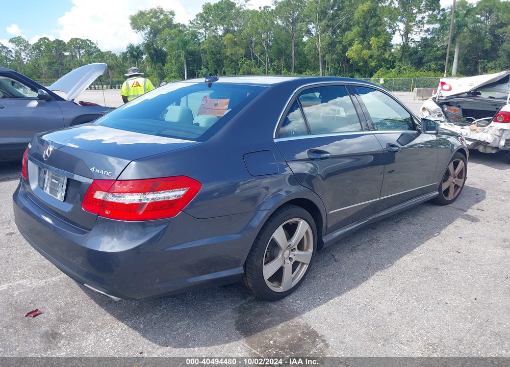 2010 MERCEDES-BENZ E 350 4MATIC VIN: WDDHF8HB1AA226085