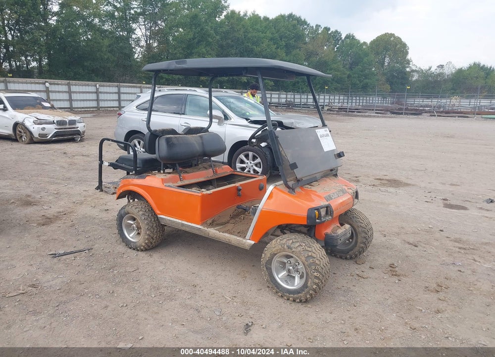 2010 CLUB CAR GOLF CART VIN: AG1033118074