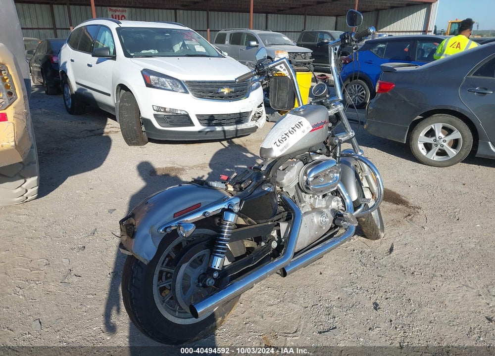 2007 HARLEY-DAVIDSON XL883 VIN: 1HD4CN2157K457587