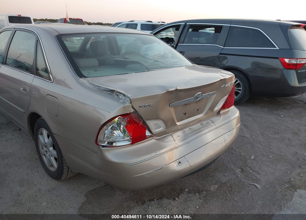 2000 TOYOTA AVALON XLS VIN: 4T1BF28B0YU049949