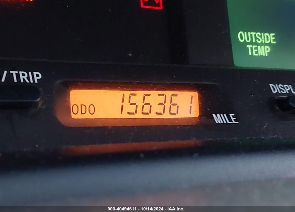 2000 TOYOTA AVALON XLS VIN: 4T1BF28B0YU049949