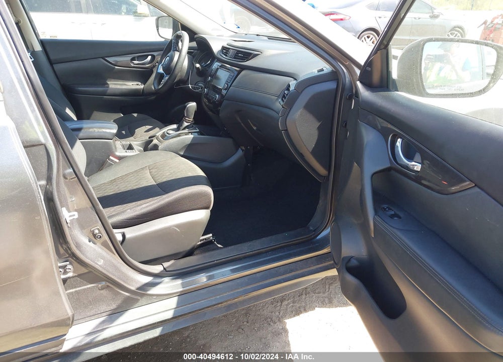 2019 NISSAN ROGUE S VIN: 5N1AT2MT9KC733026