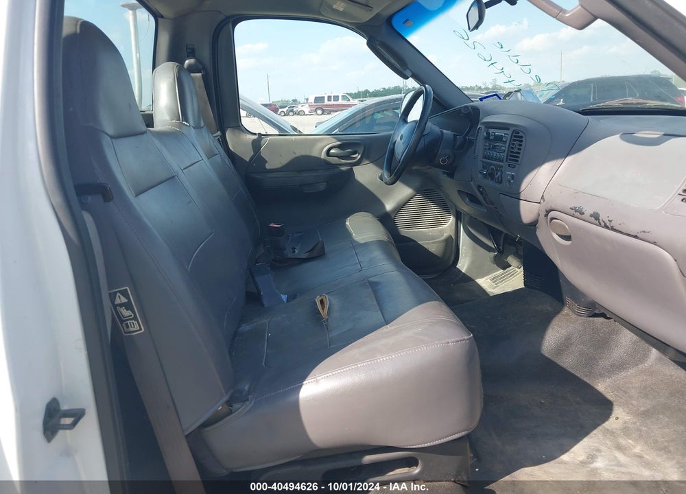 2002 FORD F-150 XL/XLT VIN: 1FTRF17212NB61661