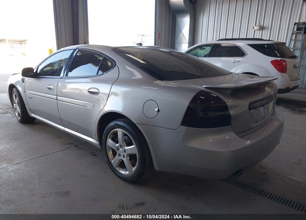 2008 PONTIAC GRAND PRIX GXP VIN: 2G2WC55C881112129
