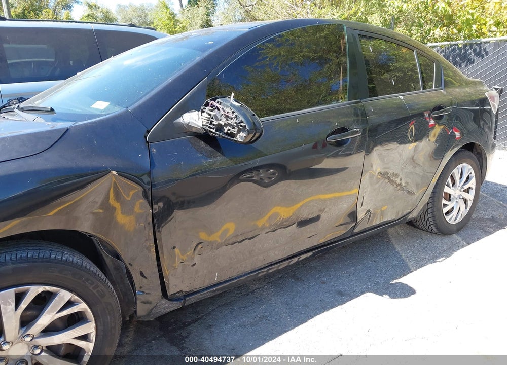 2011 MAZDA 3 I SPORT VIN: JM1BL1UF1B1417306