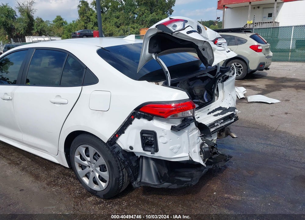 2021 TOYOTA COROLLA LE VIN: 5YFEPMAE5MP228283