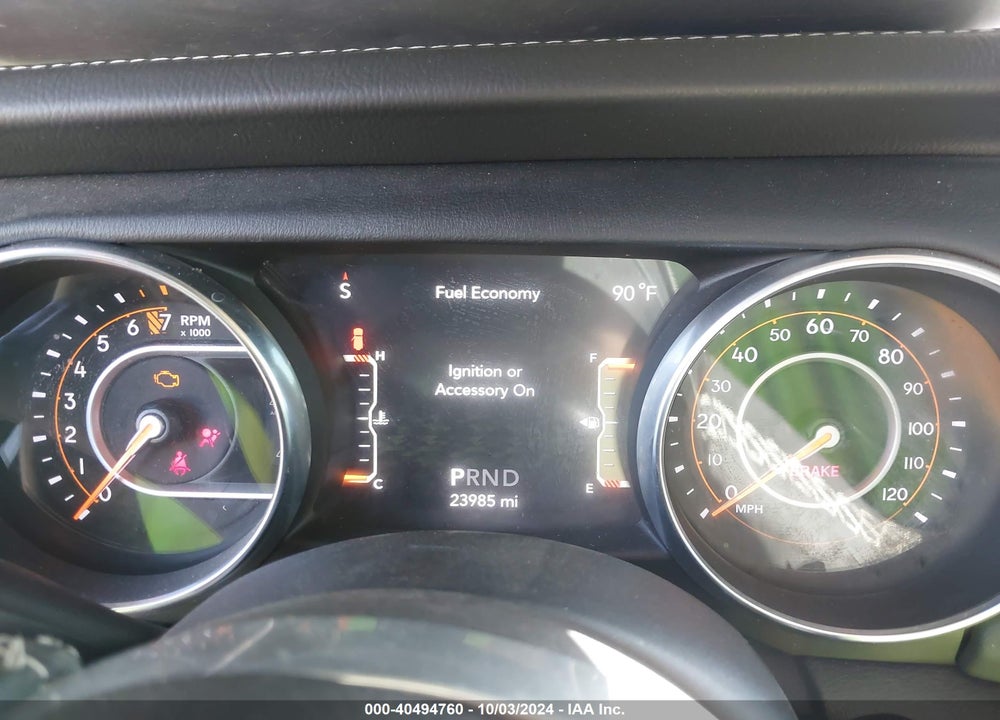 2019 JEEP WRANGLER UNLIMITED SAHARA 4X4 VIN: 1C4HJXEG7KW533705