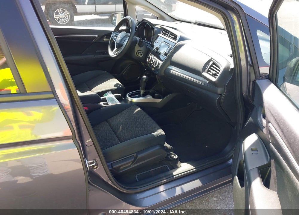 2015 HONDA FIT LX VIN: 3HGGK5H55FM721198