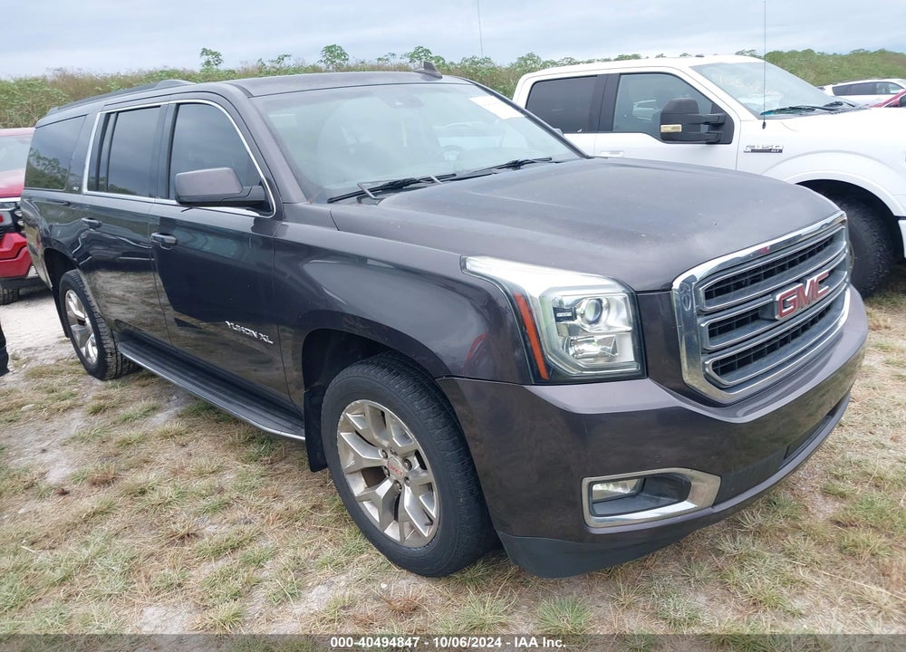 2015 GMC YUKON XL 1500 SLT VIN: 1GKS1HKC1FR726163