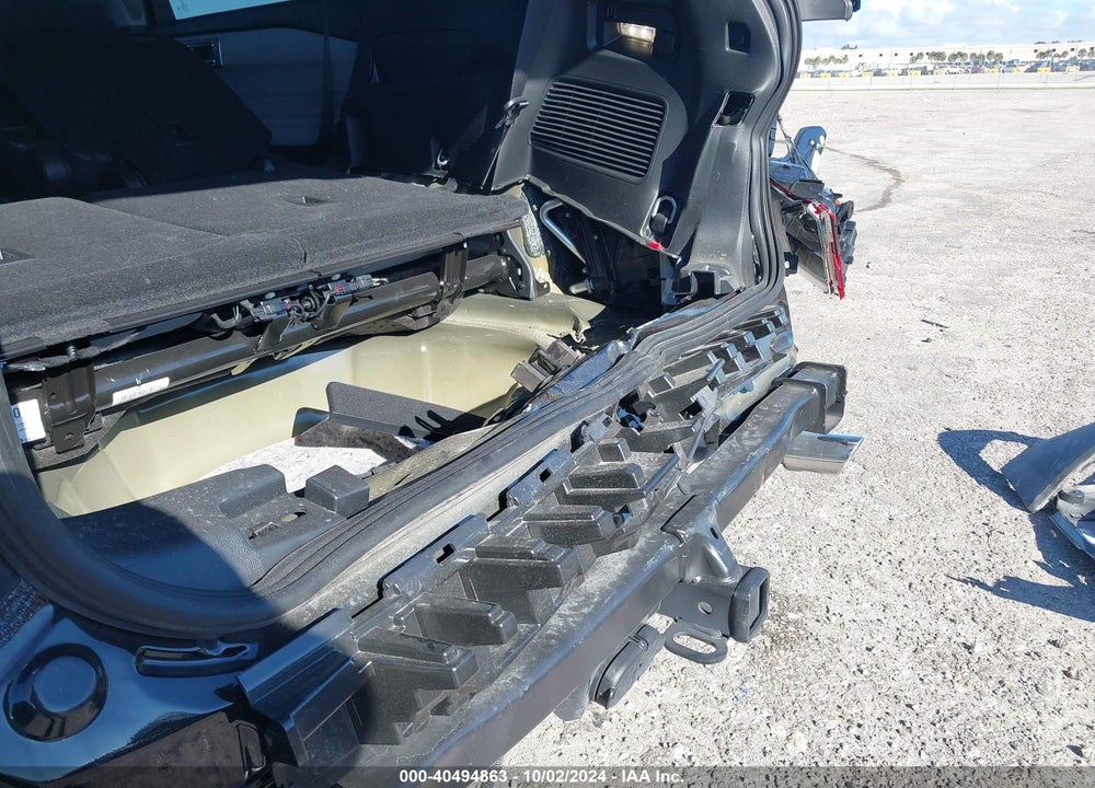 2024 FORD EXPLORER XLT VIN: 1FMSK7DHXRGA44177
