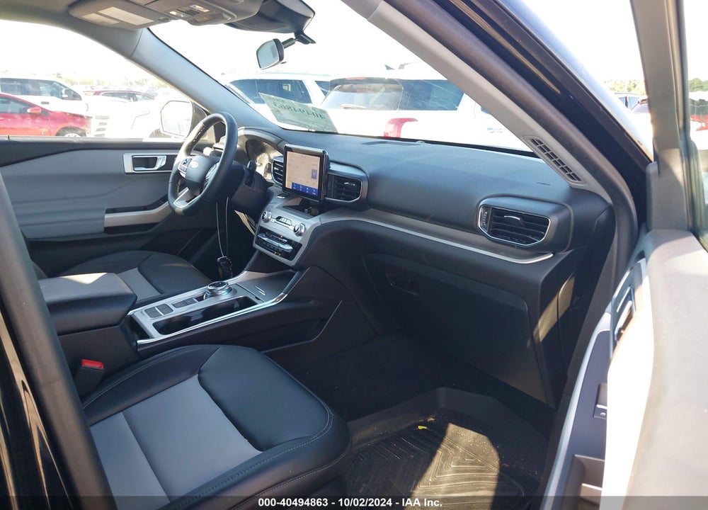 2024 FORD EXPLORER XLT VIN: 1FMSK7DHXRGA44177