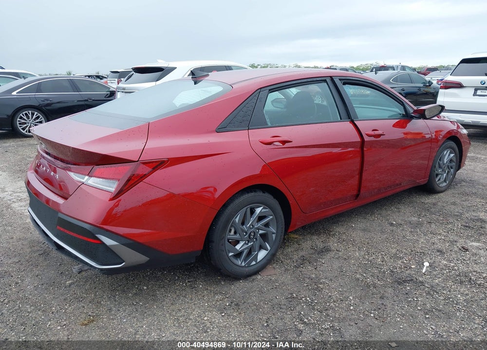 2024 HYUNDAI ELANTRA SEL VIN: KMHLM4DG9RU797849