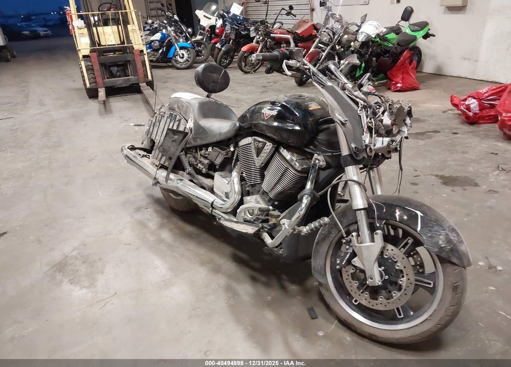 2014 VICTORY MOTORCYCLES CROSS COUNTRY VIN: 5VPDW36N8E3038104