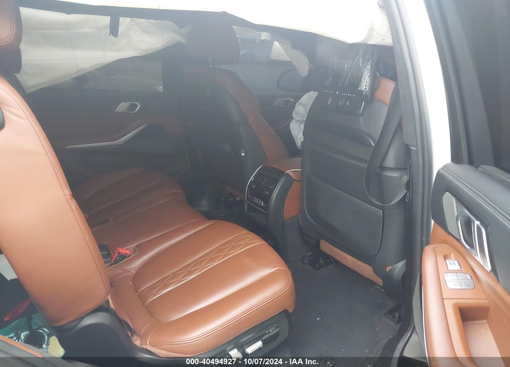 2022 BMW ALPINA XB7 VIN: 5UXCX6C16N9M08729