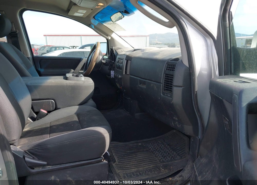 2011 NISSAN TITAN SL VIN: 1N6AA0EJ2BN312617