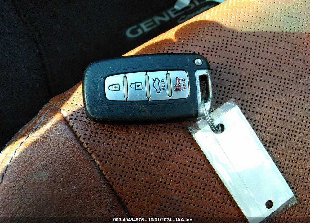 2015 HYUNDAI GENESIS 3.8 ULTIMATE VIN: KMHHU6KJ4FU125399