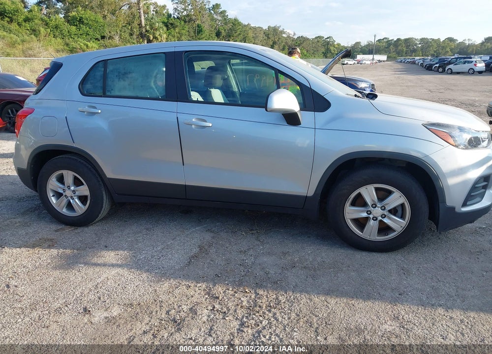 2020 CHEVROLET TRAX FWD LS VIN: 3GNCJKSB5LL299388