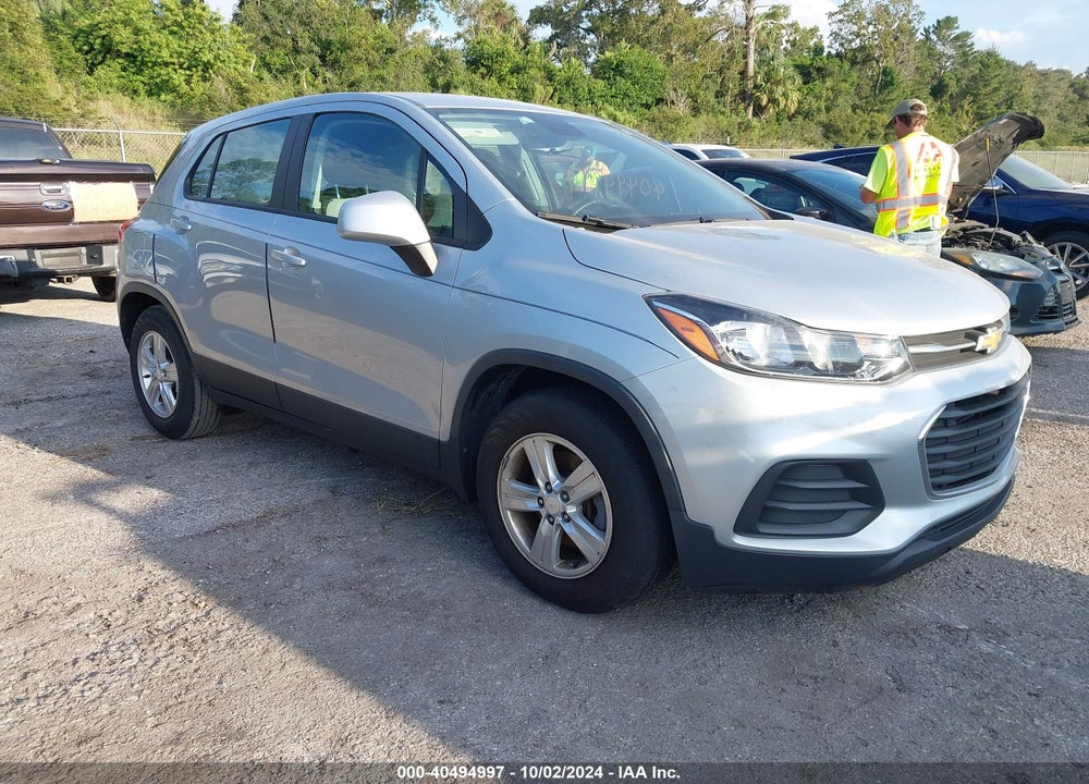 2020 CHEVROLET TRAX FWD LS VIN: 3GNCJKSB5LL299388