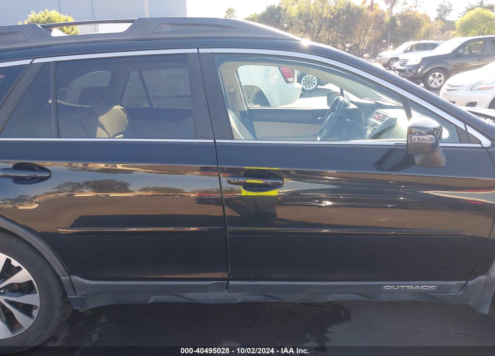 2016 SUBARU OUTBACK 3.6R LIMITED VIN: 4S4BSENCXG3350212