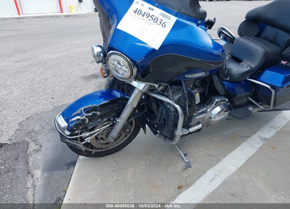 2010 HARLEY-DAVIDSON FLHTK VIN: 1HD1KEM1XAB655611