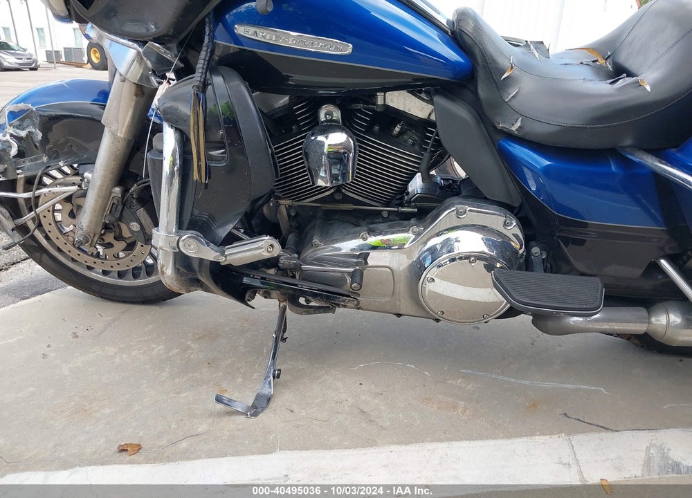 2010 HARLEY-DAVIDSON FLHTK VIN: 1HD1KEM1XAB655611