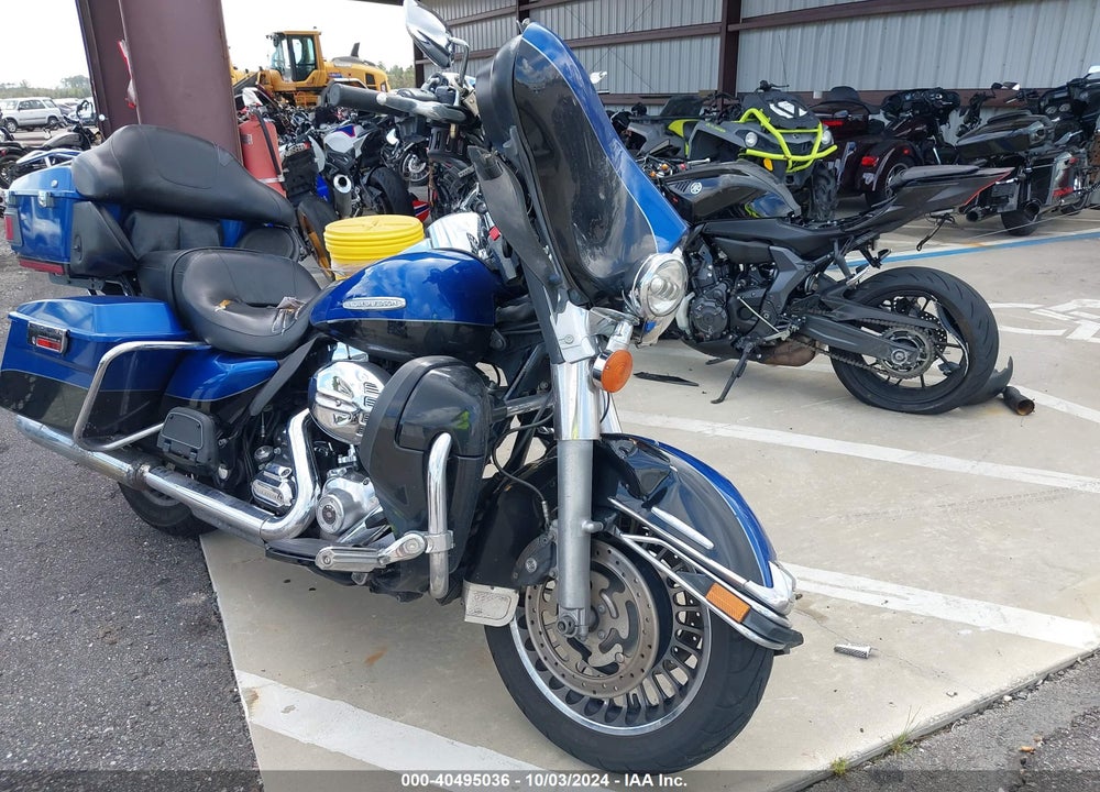 2010 HARLEY-DAVIDSON FLHTK VIN: 1HD1KEM1XAB655611