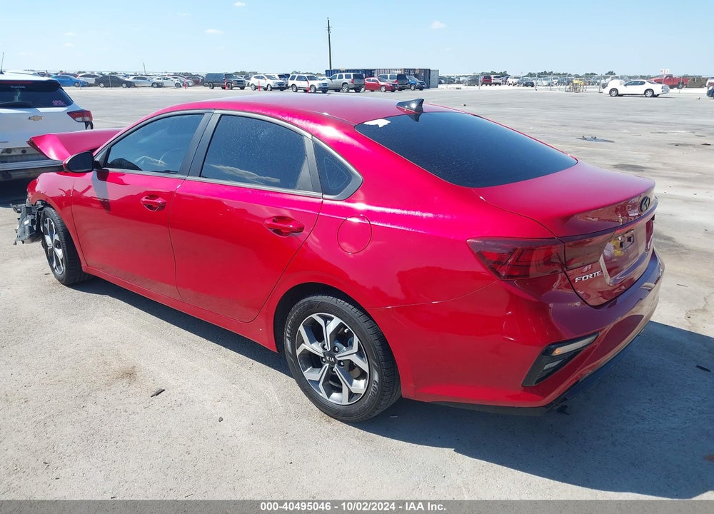2021 KIA FORTE VIN: 3KPF24ADXME411903