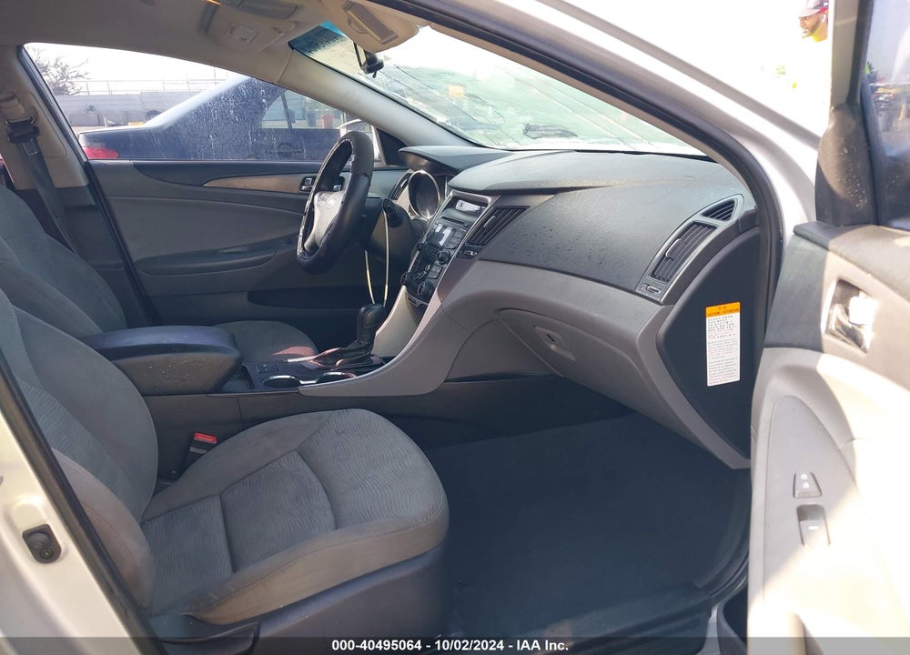2013 HYUNDAI SONATA HYBRID VIN: KMHEC4A49DA065379