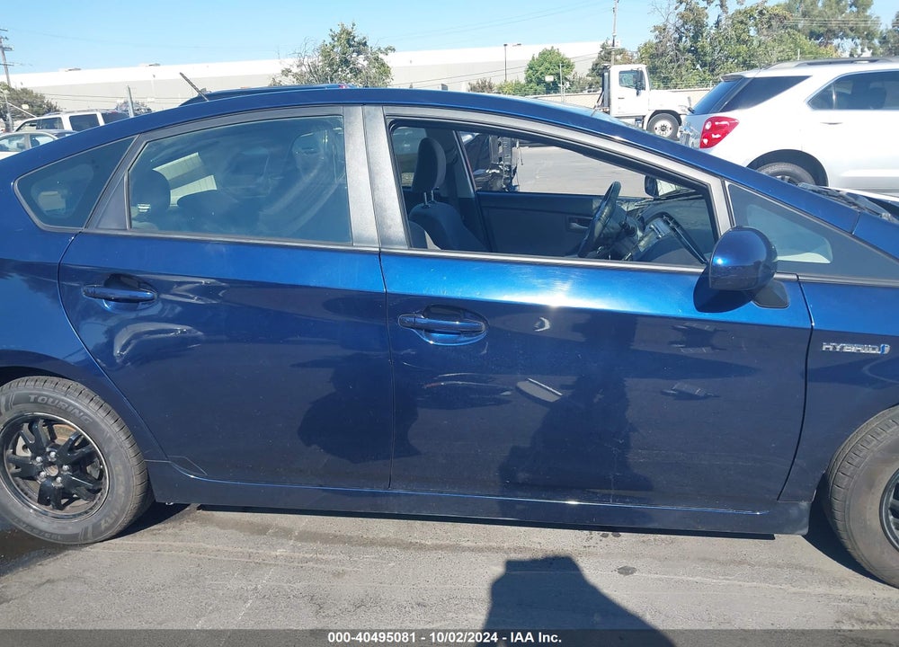 2015 TOYOTA PRIUS TWO VIN: JTDKN3DU9F0475437