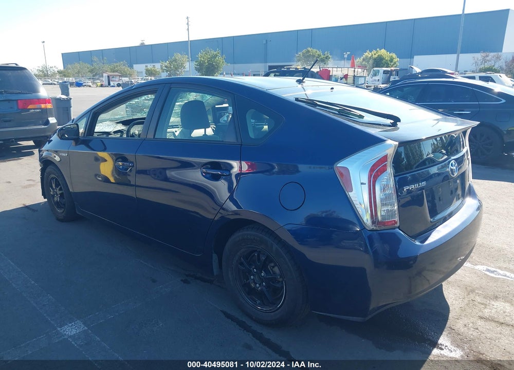 2015 TOYOTA PRIUS TWO VIN: JTDKN3DU9F0475437