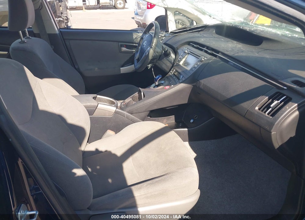 2015 TOYOTA PRIUS TWO VIN: JTDKN3DU9F0475437