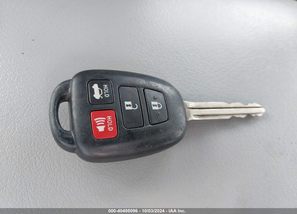 2012 TOYOTA CAMRY XLE VIN: 4T1BF1FK2CU007238