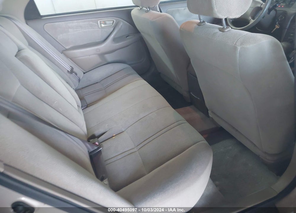 2000 TOYOTA CAMRY CE VIN: 4T1BG22K2YU708443