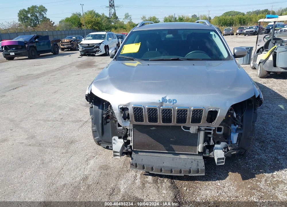 2019 JEEP CHEROKEE LATITUDE FWD VIN: 1C4PJLCBXKD120541