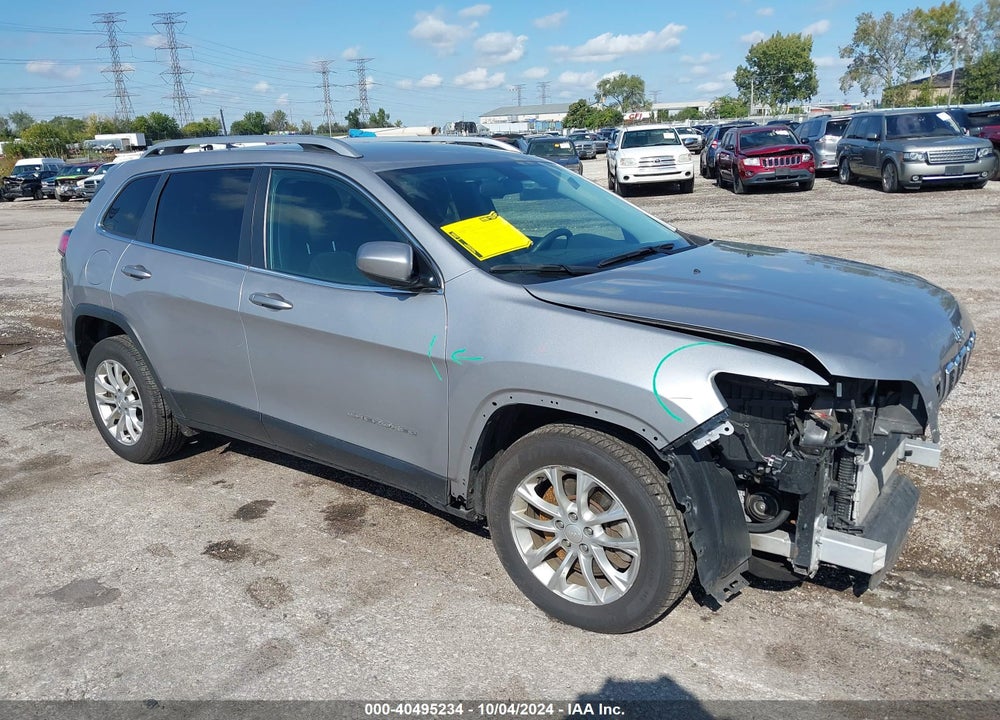 2019 JEEP CHEROKEE LATITUDE FWD VIN: 1C4PJLCBXKD120541