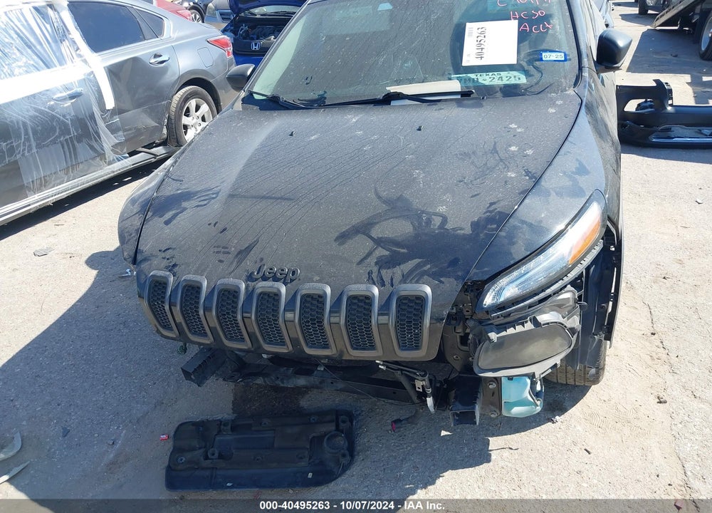 2016 JEEP CHEROKEE VIN: 1C4PJLAB1GW324322
