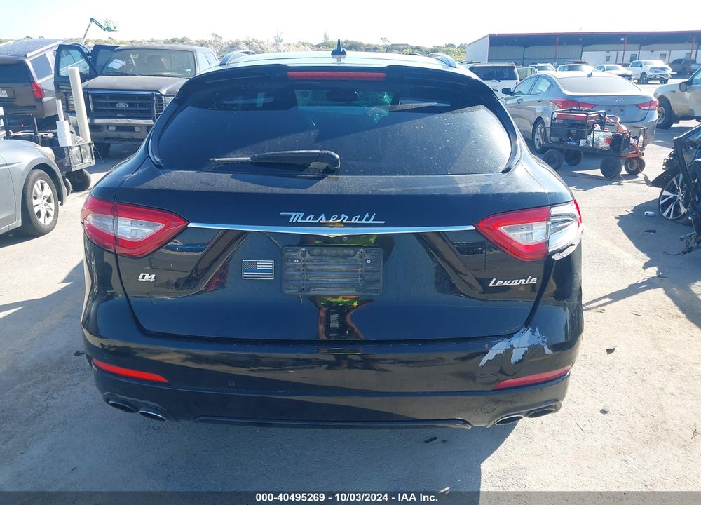 2018 MASERATI LEVANTE VIN: ZN661XUS8JX268510
