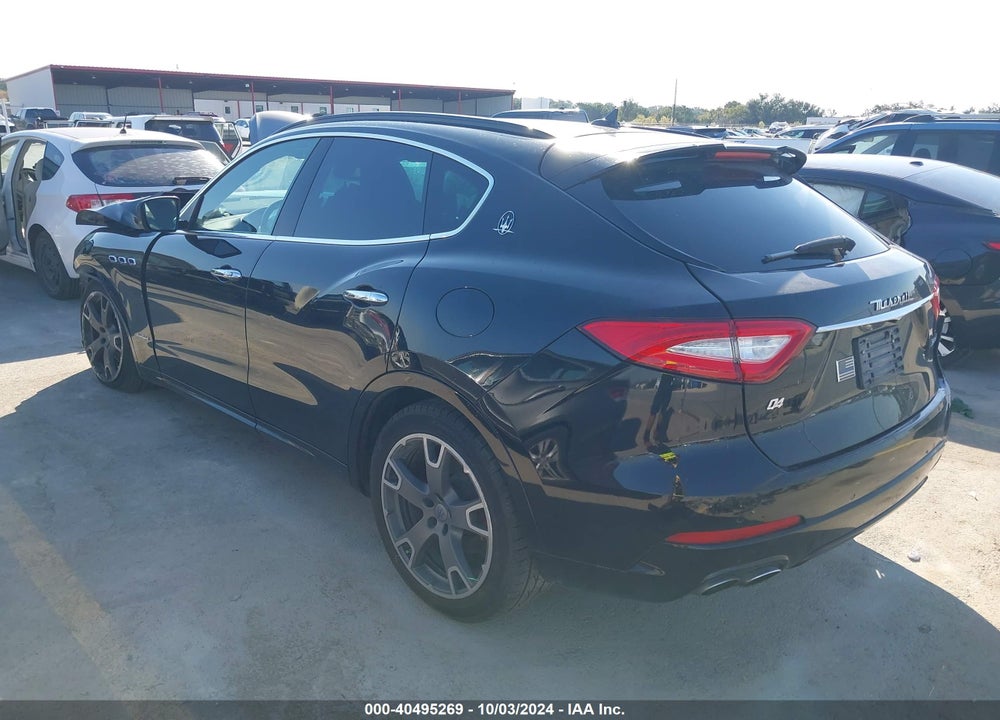 2018 MASERATI LEVANTE VIN: ZN661XUS8JX268510