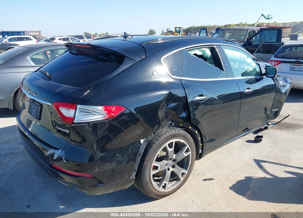 2018 MASERATI LEVANTE VIN: ZN661XUS8JX268510