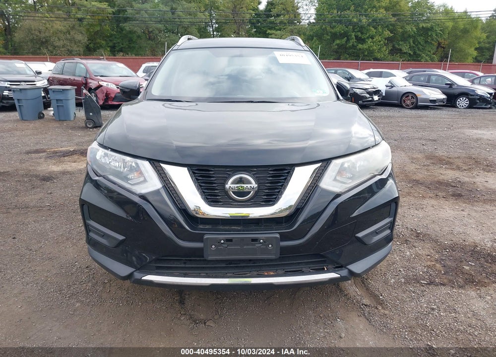 2018 NISSAN ROGUE SV VIN: KNMAT2MV2JP609550