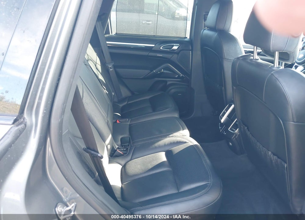 2016 PORSCHE CAYENNE VIN: WP1AA2A23GLA05326