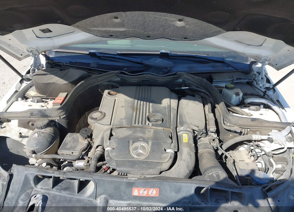 2015 MERCEDES-BENZ C VIN: WDDGJ4HB1FG403788